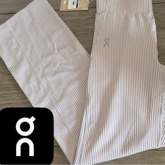 On Running Pants - NWT [On Running] All-Day Ribbed Flare Legging Pants, Orchid Lilac, Women's Sz S